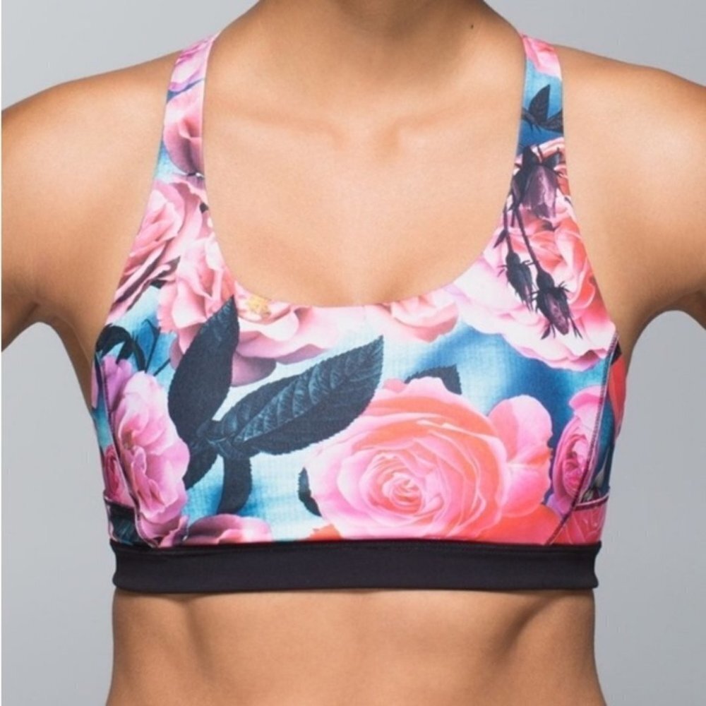 Lululemon Top Speed Bra in  Secret Garden Pink floral size 4